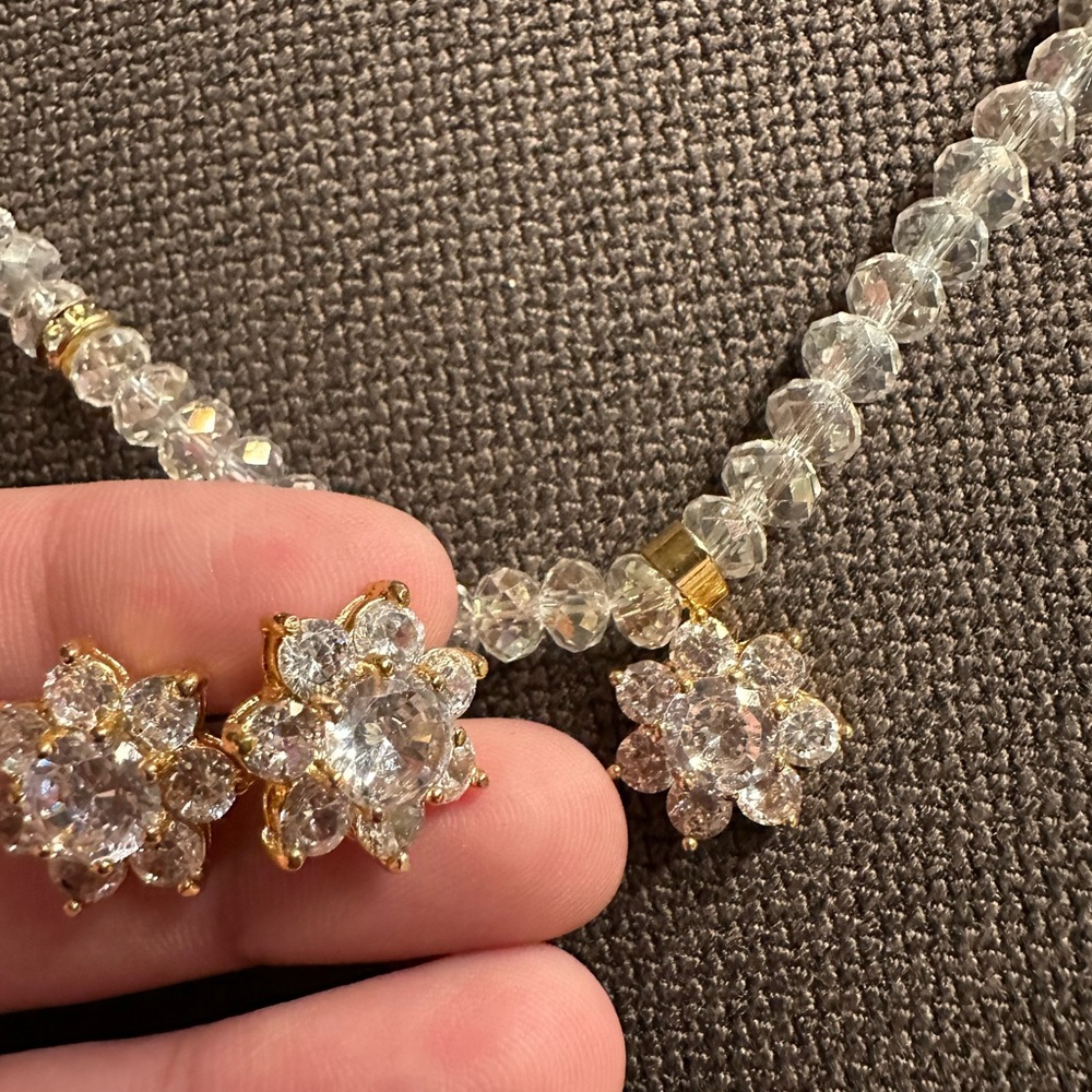 Necklace set